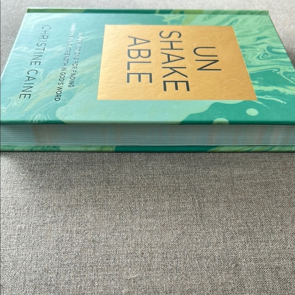 Unshakeable Devotional Book - NEW - Picture 10 of 10